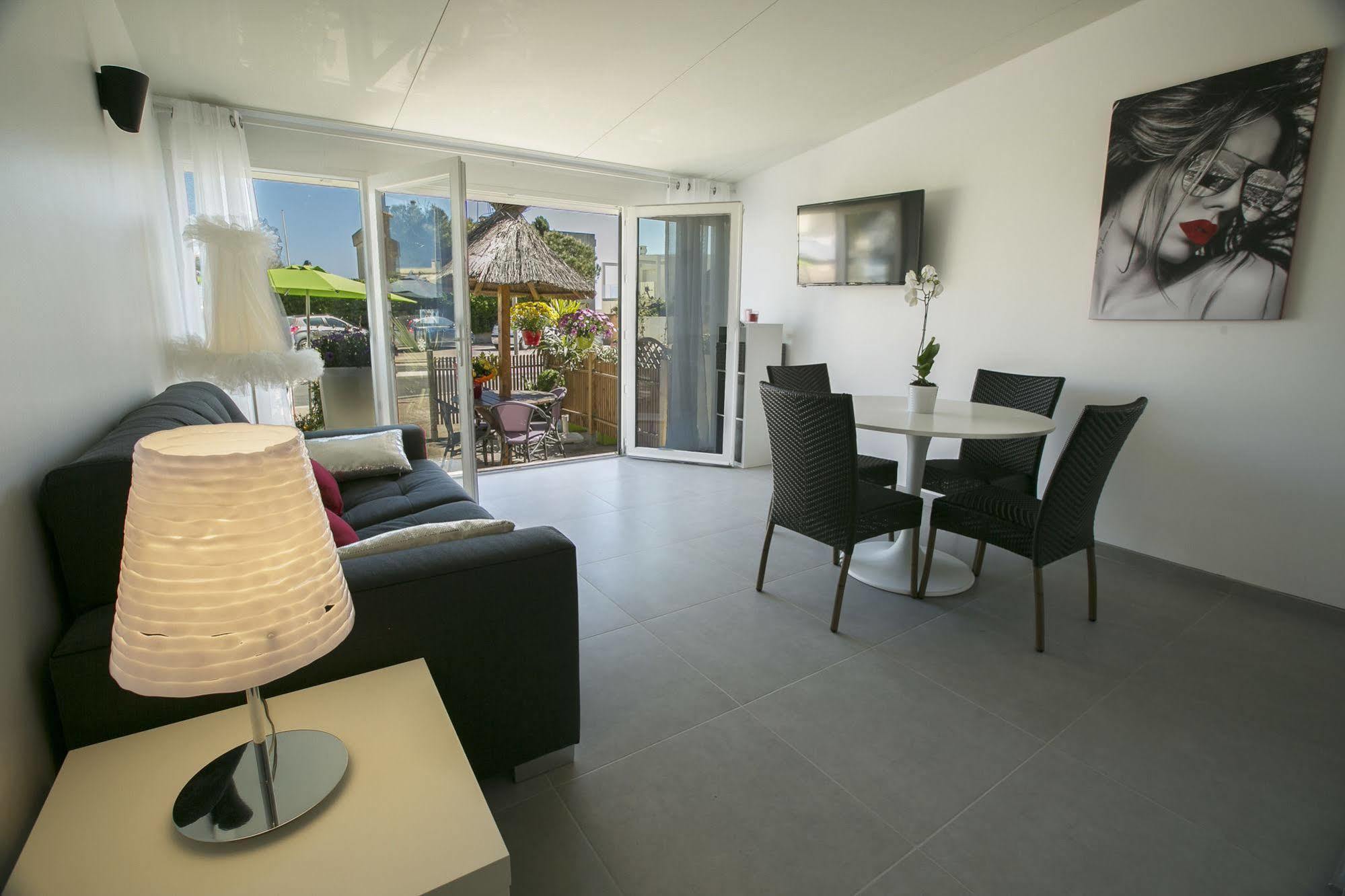 Le Grand Large Bord De Mer Hotel & Appartements Palavas-les-Flots Exterior photo